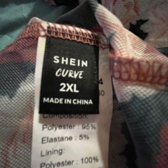 SHEIN floral mesh top - Picture 3 of 3